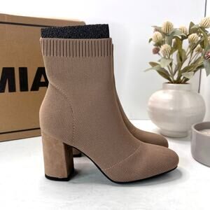 Mia Erika Knit Sock Pull On Boot Dark Sand Women's US 6M NWB DEFECT